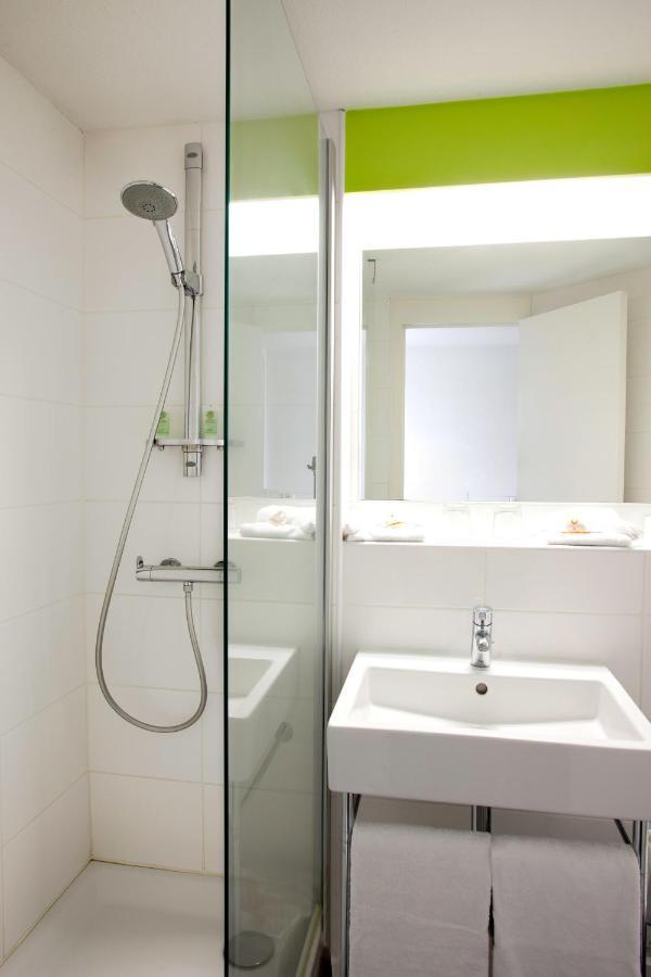 Sure By Western Bordeaux Aeroport Hotel 3*