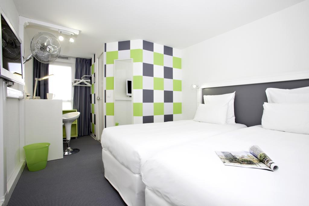 Hotel Sure By Western Bordeaux Aeroport